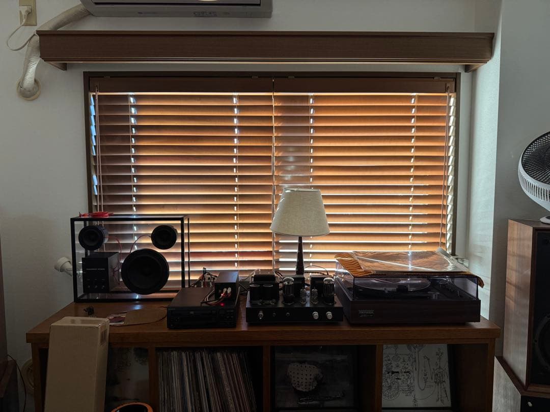 美品サルト（Sarto）ウッドブラインド50 自動降下付き天井付き定価11万円