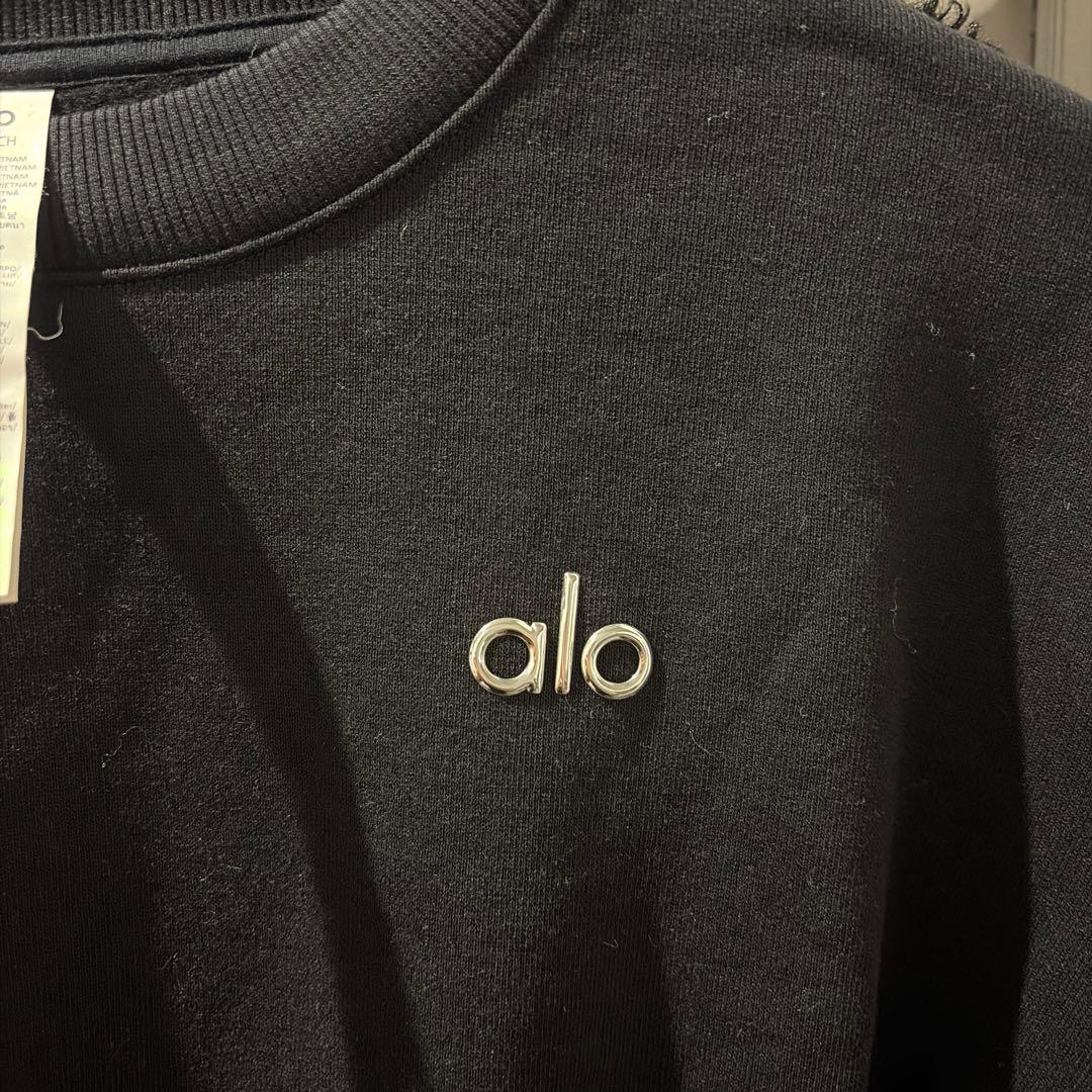 alo yoga クロップド　アコレード　クルーネック　スウェット