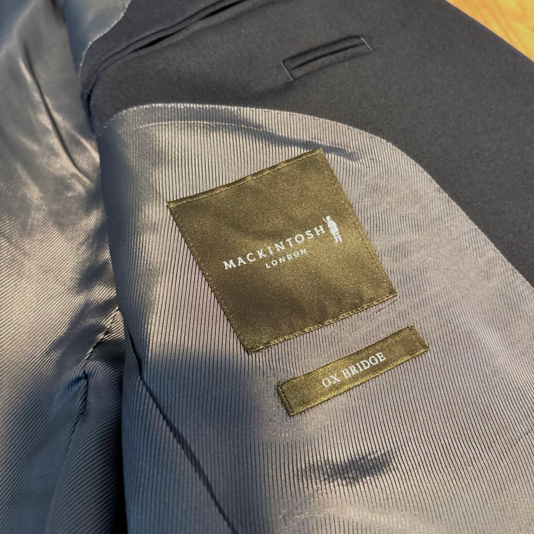 マッキントッシュ ロンドン 濃紺スーツ