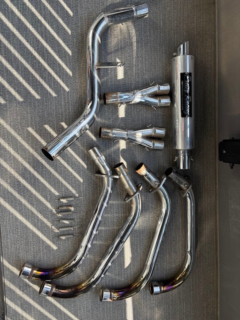 プリティーレーシング　cb400sf フルエキマフラー