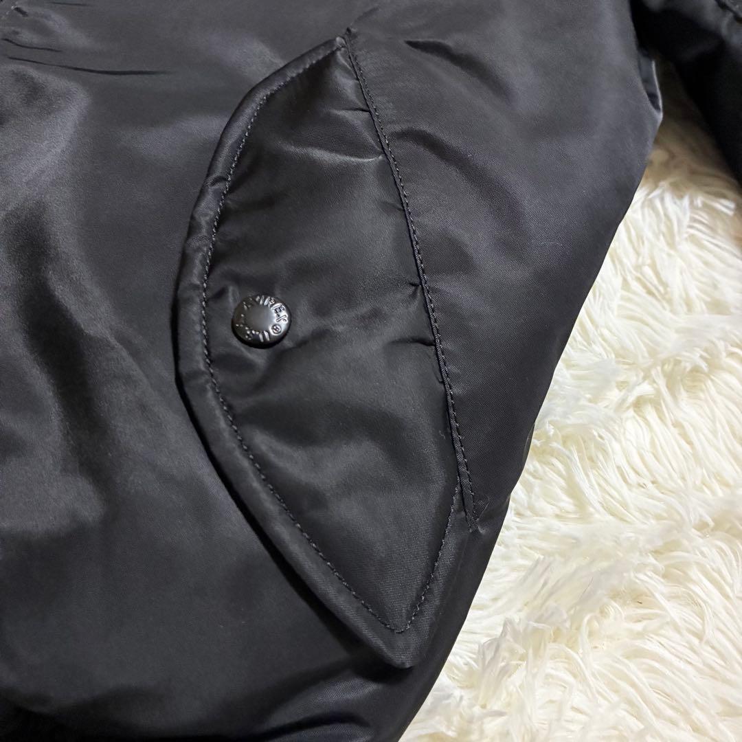 美品 AVIREX フライトジャケット アーチロゴ コマーシャルロゴ XL 黒