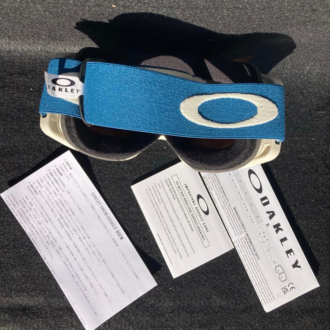 新品未使用　オークリーゴーグル　オークリースノーゴーグル　フライトトラッカーM