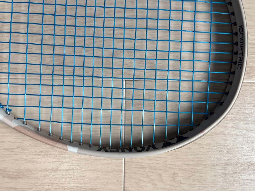 YONEX VCORE テニスラケット ホワイト