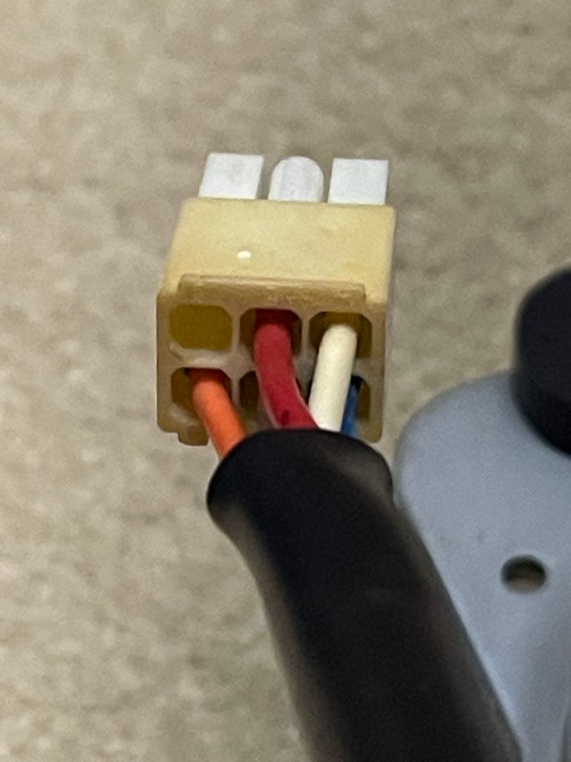 富士工業レンジフードゴムブッシュ付3速モーター中古再生品品番90215161