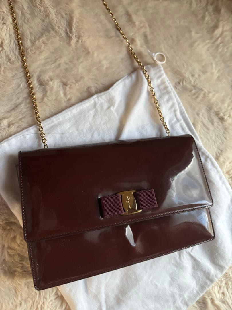 Salvatore Ferragamoバラ　ミニバッグ