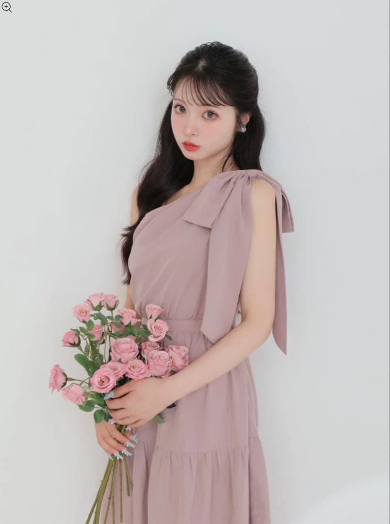 エムミーエメOne shoulder ribbon flare onepiece