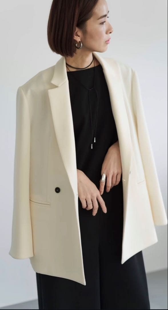 roughlow ジャケット ホワイト フリーサイズ 未使用