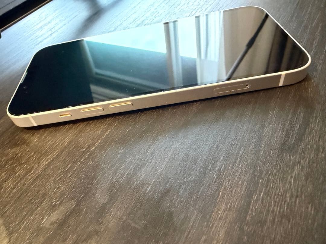 Apple iPhone 13 ホワイト 本体 SIMフリー