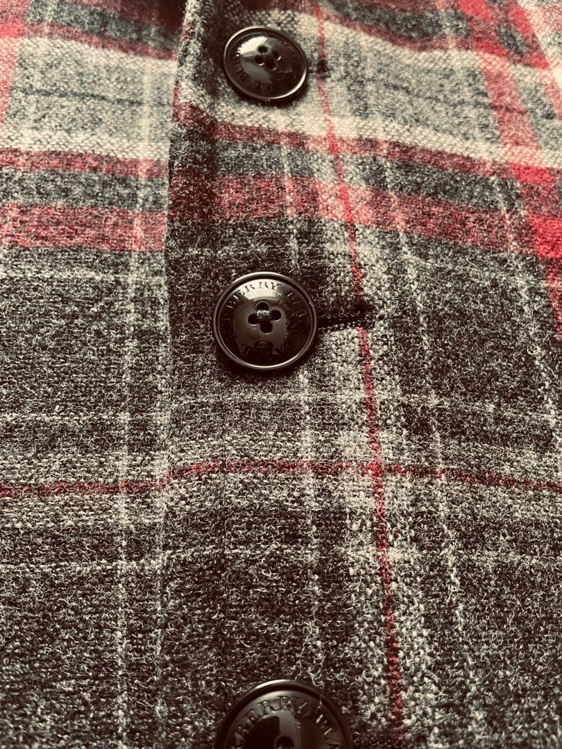 新品同様バーバリーブラックレーベルジャケットMサイズ