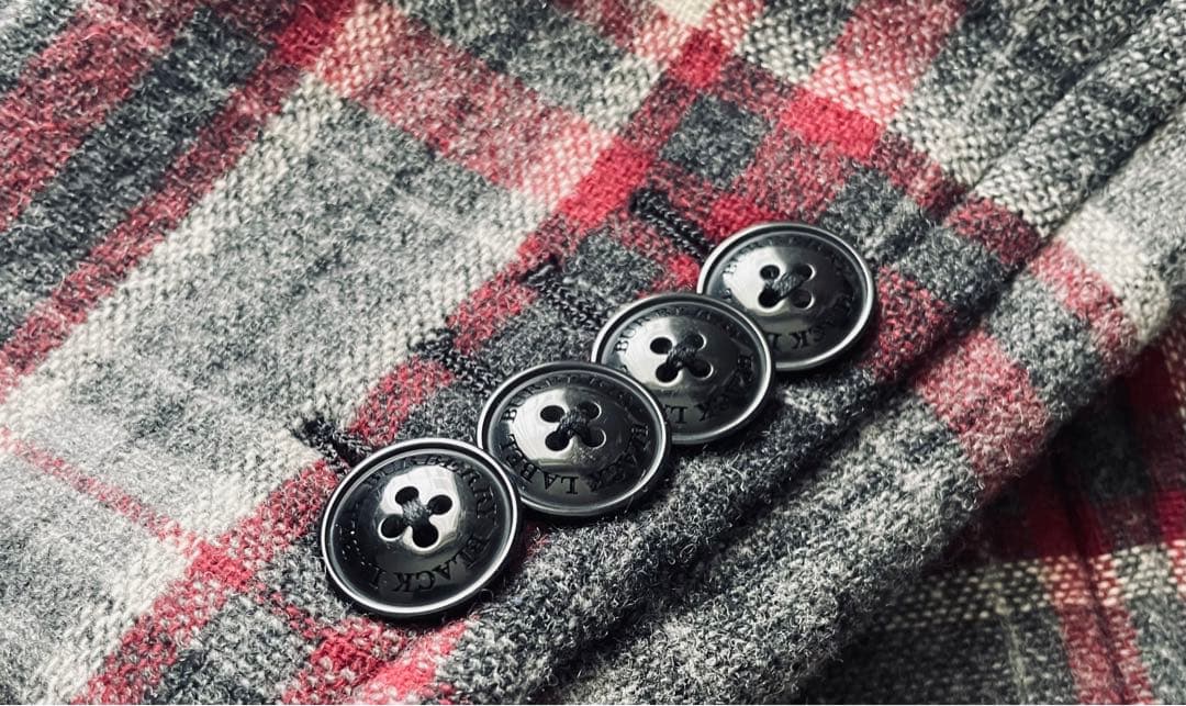 新品同様バーバリーブラックレーベルジャケットMサイズ