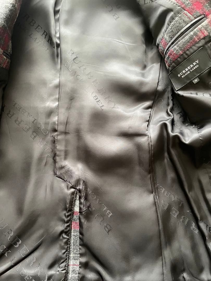 新品同様バーバリーブラックレーベルジャケットMサイズ