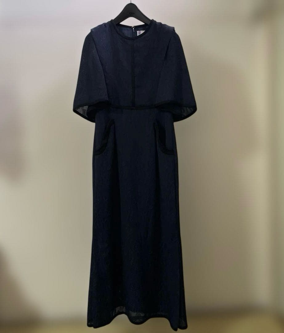 ネイビー チューリップ　ワンピース