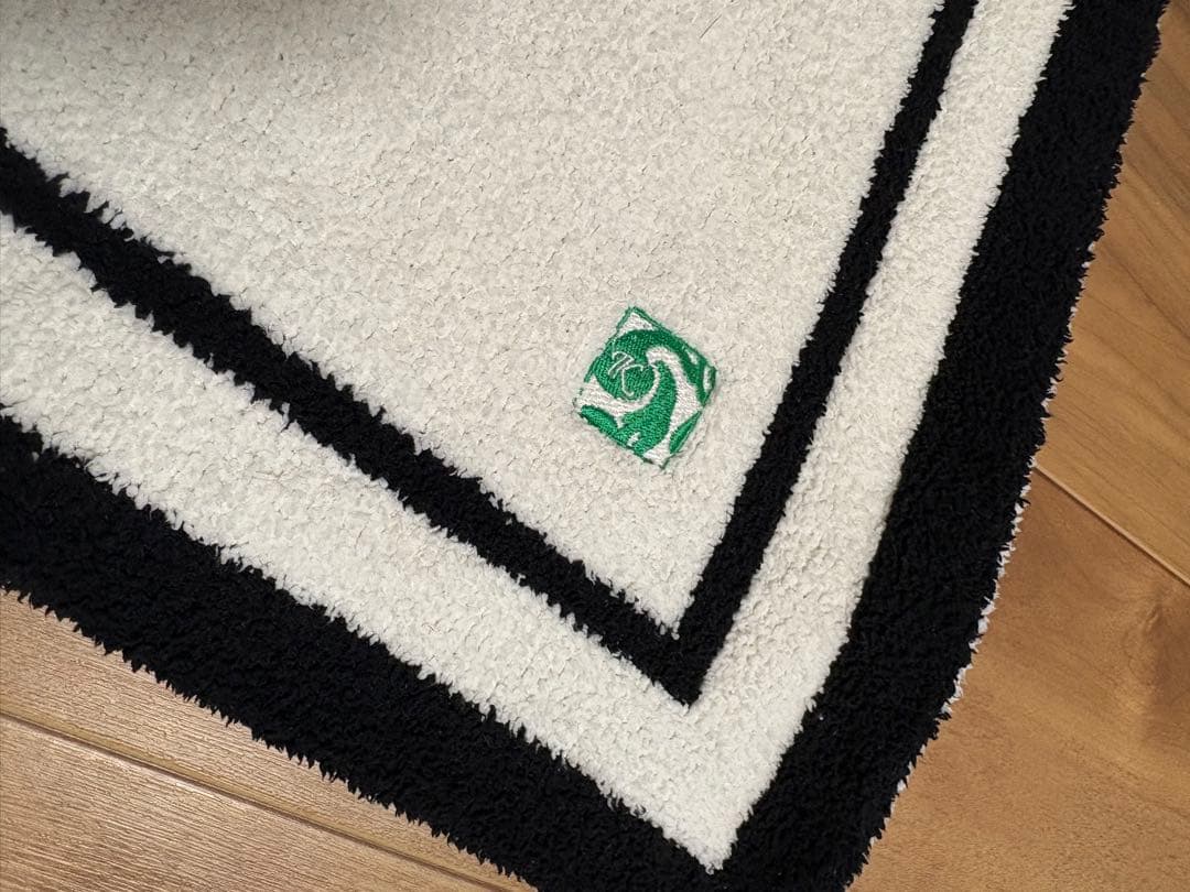 美品 kashwereクマ ブランケット