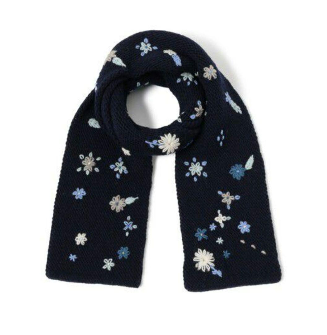 ビームスの百名品手編み 刺繍 マフラー