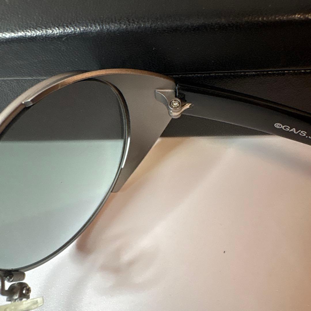 業界最安値！！呪術廻戦 七海健人サングラス 専用ケース眼鏡拭き付き