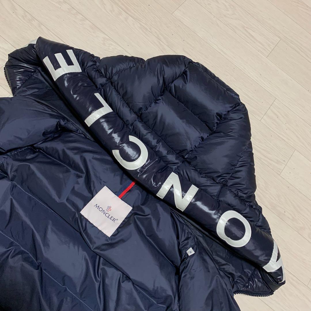 美品⭐️ モンクレール　MONTREUIL モントレイユ　2 ネイビー　5D10