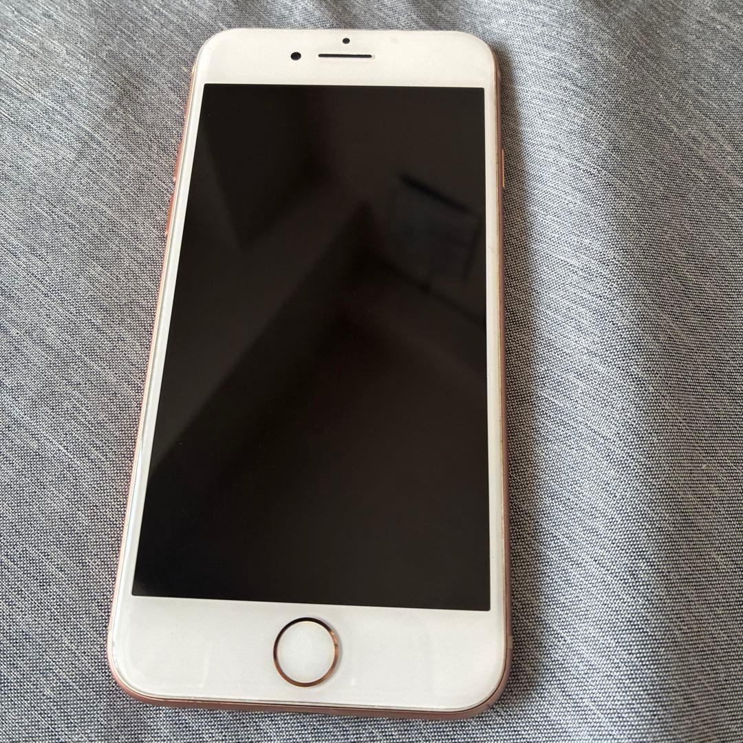 2023年購入Apple iPhone 8 ゴールドAmazon整備品