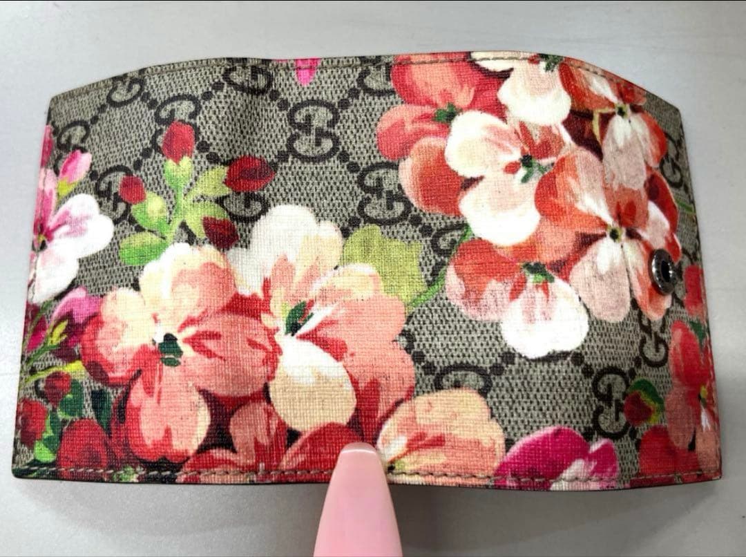 超美品 グッチ GUCCI キーケース GGブルームス スプリーム 箱付き