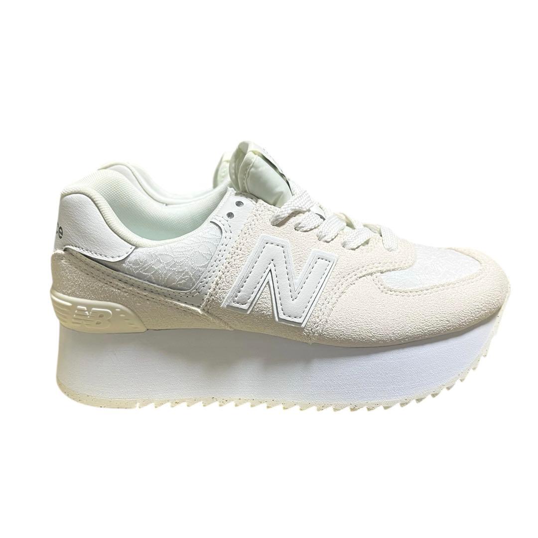 ニューバランス　574 厚底　WL574ZBJ ホワイト　24.5 新品