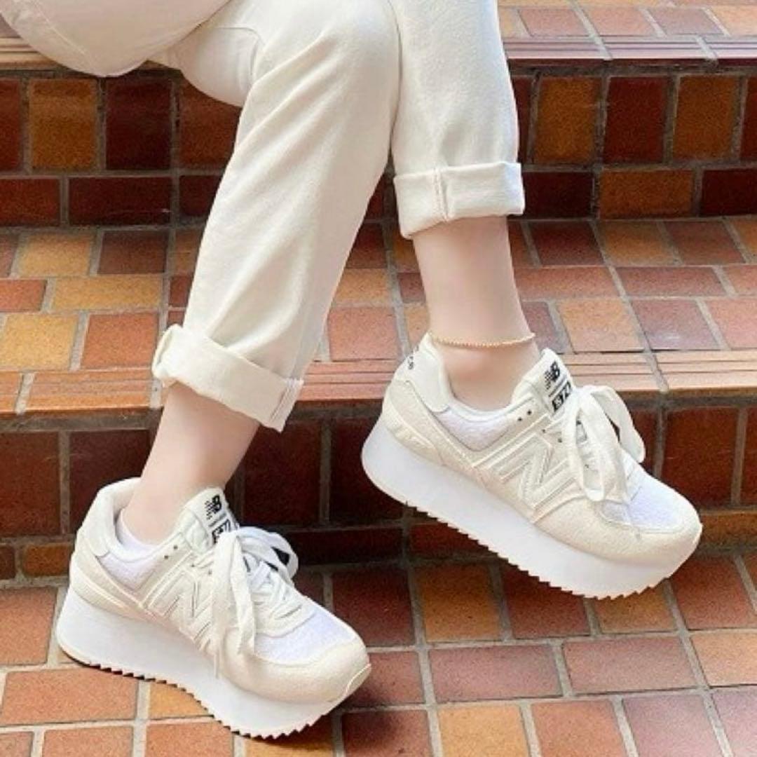 ニューバランス　574 厚底　WL574ZBJ ホワイト　24.5 新品
