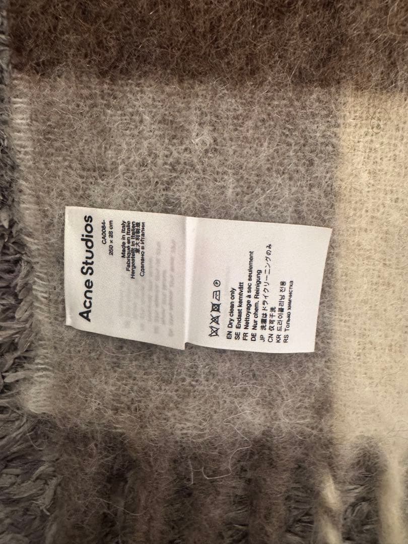 トゥモローランド購入 AcneStudios モヘアマフラー