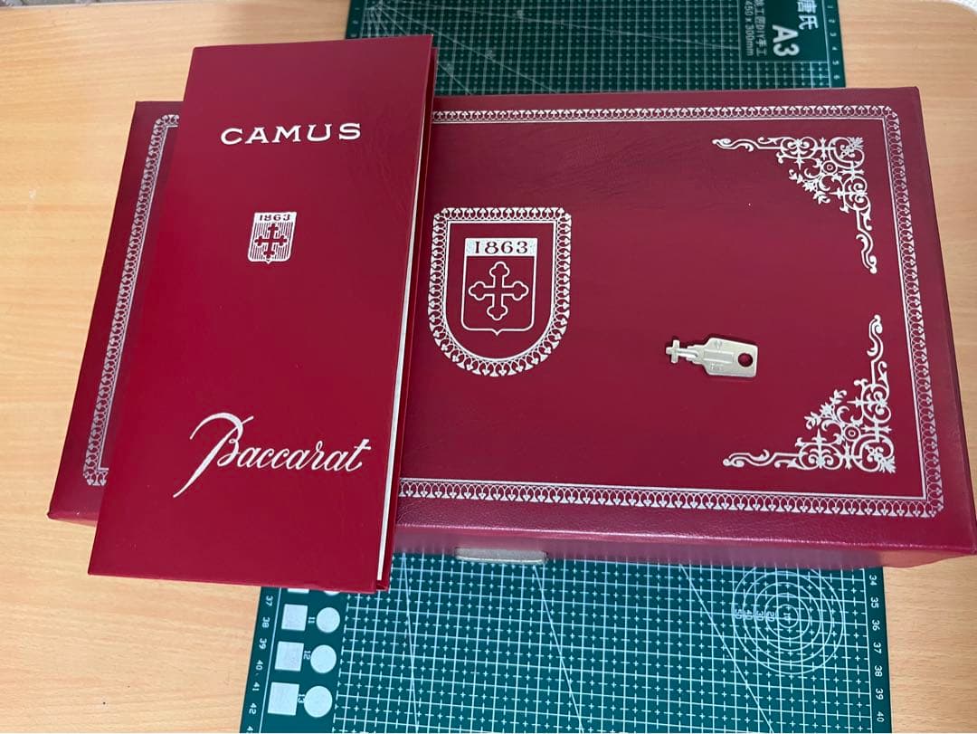 CAMUS カミュ Baccarat バカラ クリスタル 空き瓶