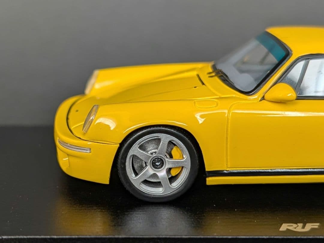 スパーク 1/43 RUF CRT 2017 YellowBird