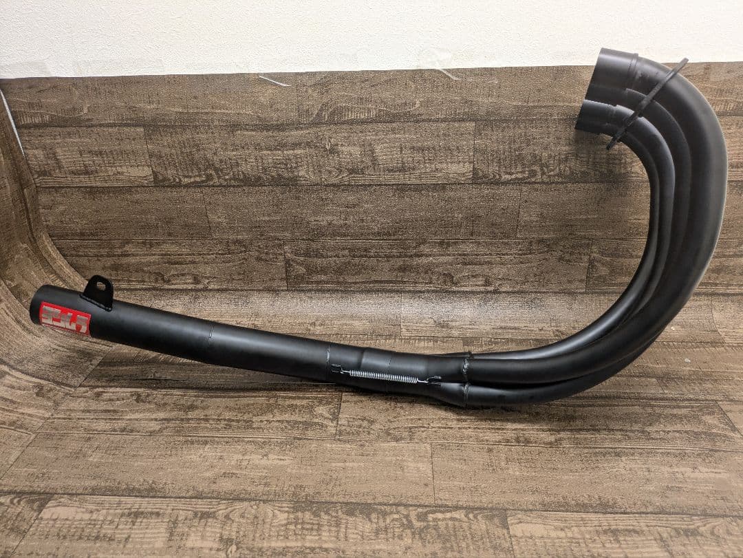 Z1 Z2 集合管 マフラー 2分割 ブラックステッカー付き　送料込み