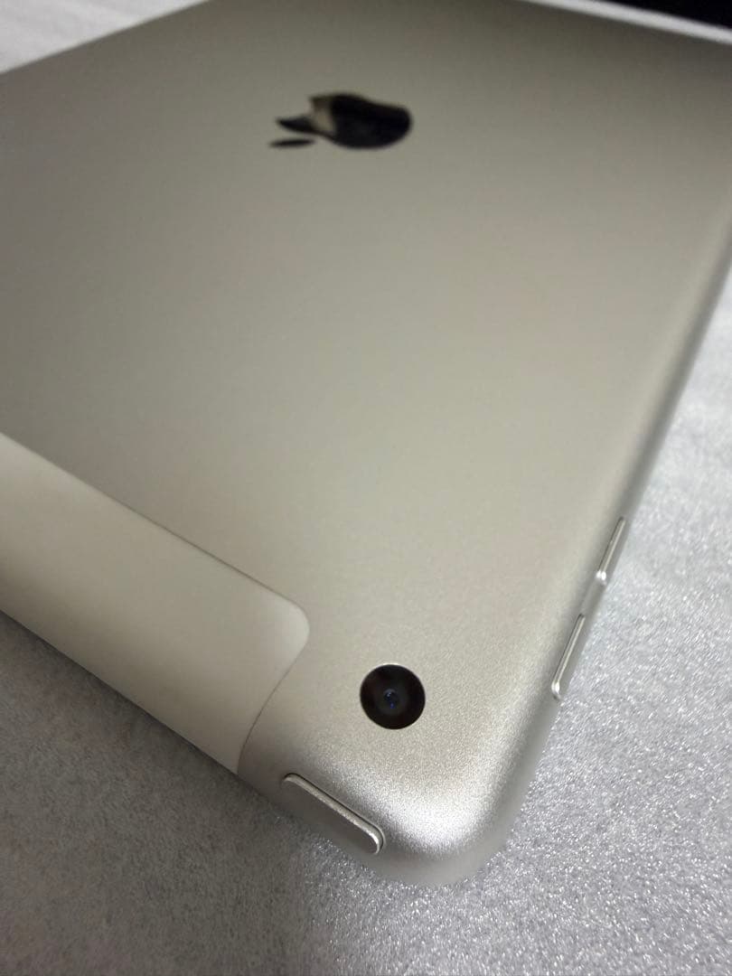 iPad 第6世代 32GB バッテリー最大容量:96%