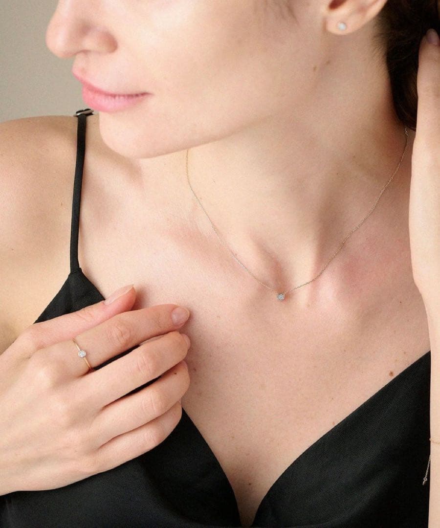 ete K10MPG ブリリアント ダイヤモンド ネックレス