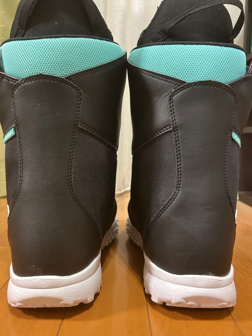 スノーボード　ブーツ　 DC SHOE AVOUR 25.0 ディーシー