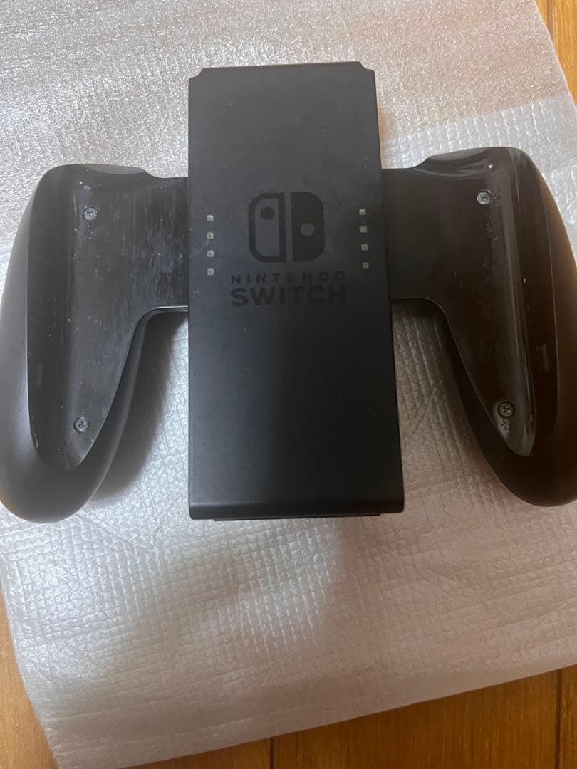 Nintendo Switch 本体 赤青ジョイコン