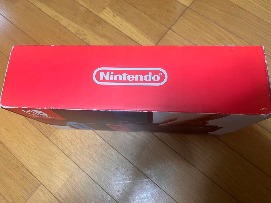 Nintendo Switch 本体 赤青ジョイコン