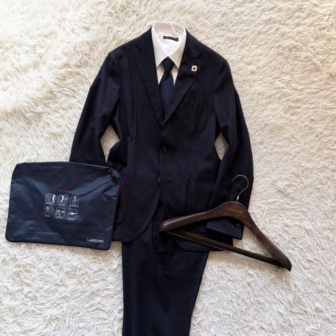 <美品>LARDINI easy wear 新ロゴ ネイビー ウール スーツ44