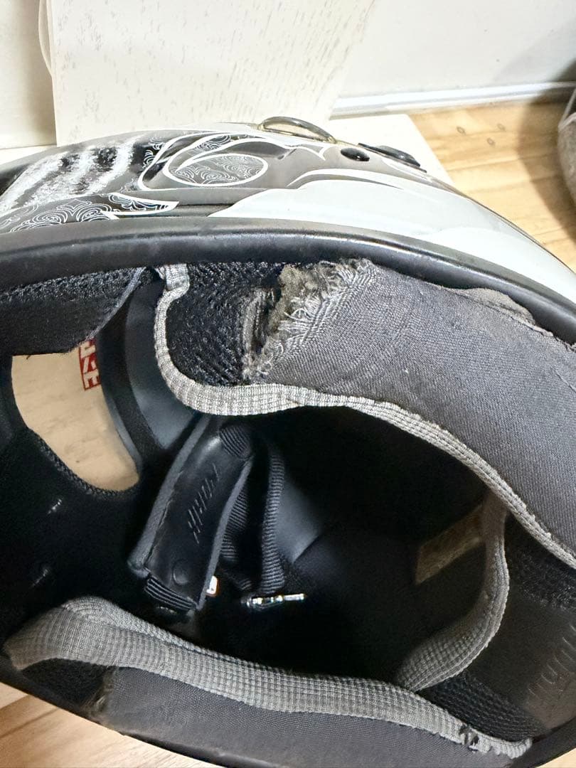 SSB13 SUPER BANDIT 13 SKULLAPES ヘルメット