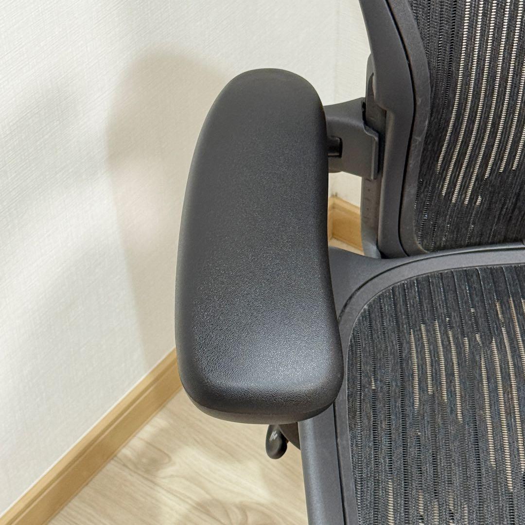 【送料込み】ハーマンミラー アーロンチェア クラシック Bサイズ