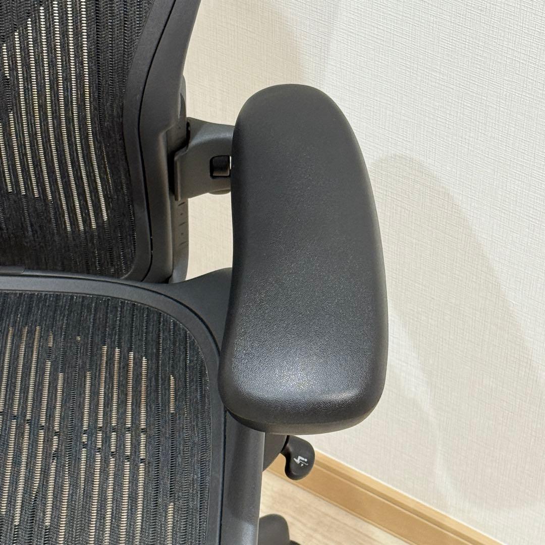 【送料込み】ハーマンミラー アーロンチェア クラシック Bサイズ