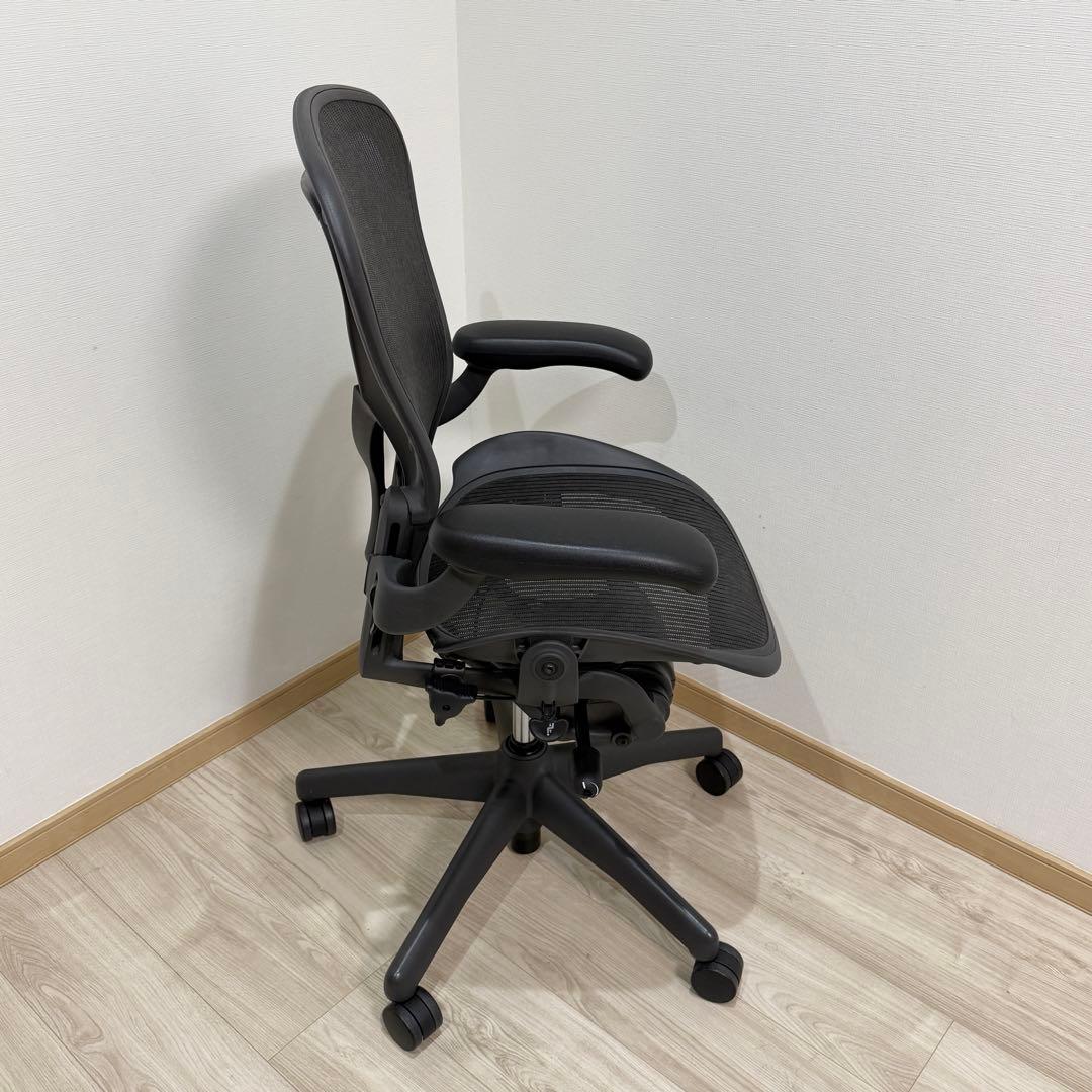 【送料込み】ハーマンミラー アーロンチェア クラシック Bサイズ