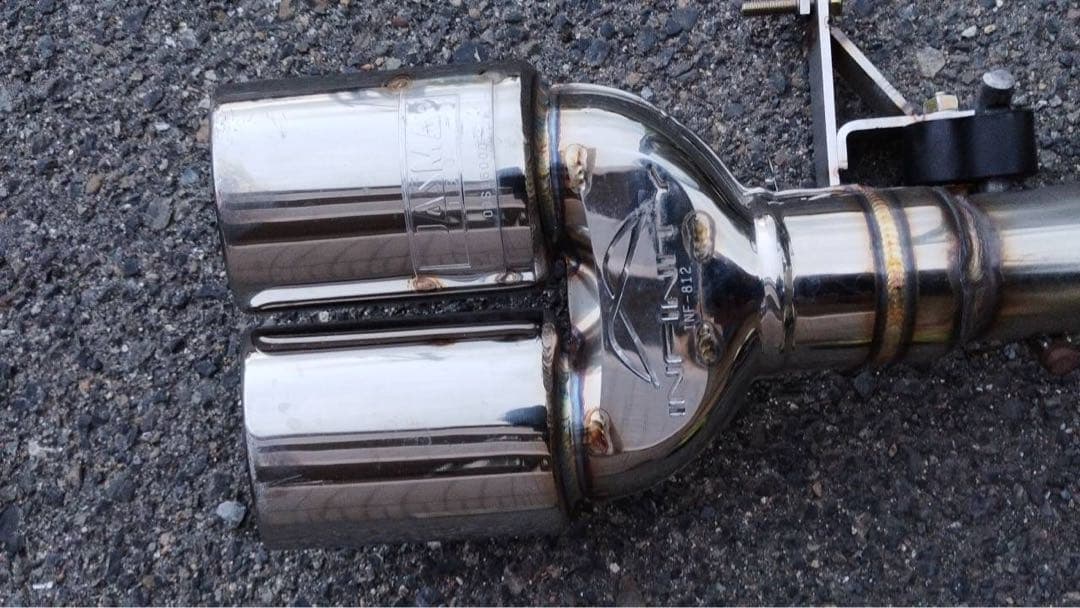 ダイハツ　エッセ　ロッソモデロ　マフラー　センター出し　美品