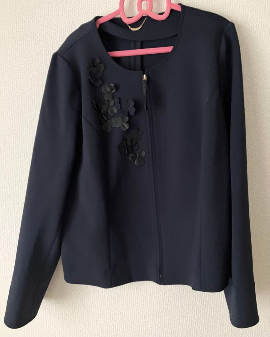 46♡ローズティアラ♡フラワー　ノーカラージャケット ネイビー