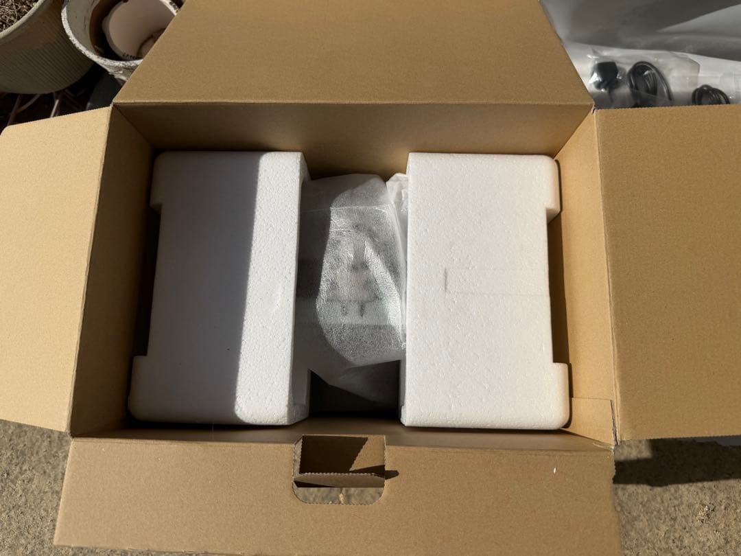 楽ナビ AVIC-RQ722-DC 新品、未使用品