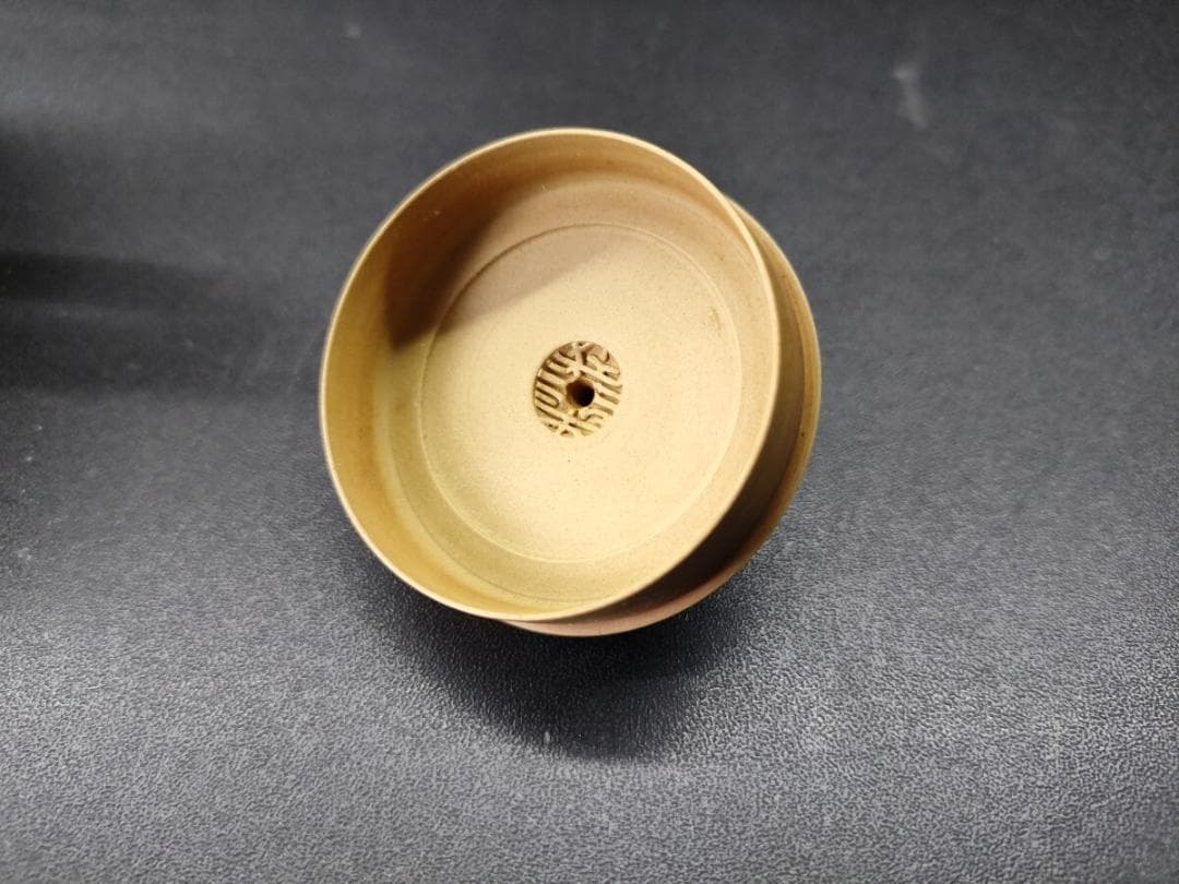 中国宜興 紫砂壺 (急須） 山水画文 古玩中国茶器 急須 志成作 丙子年 水注