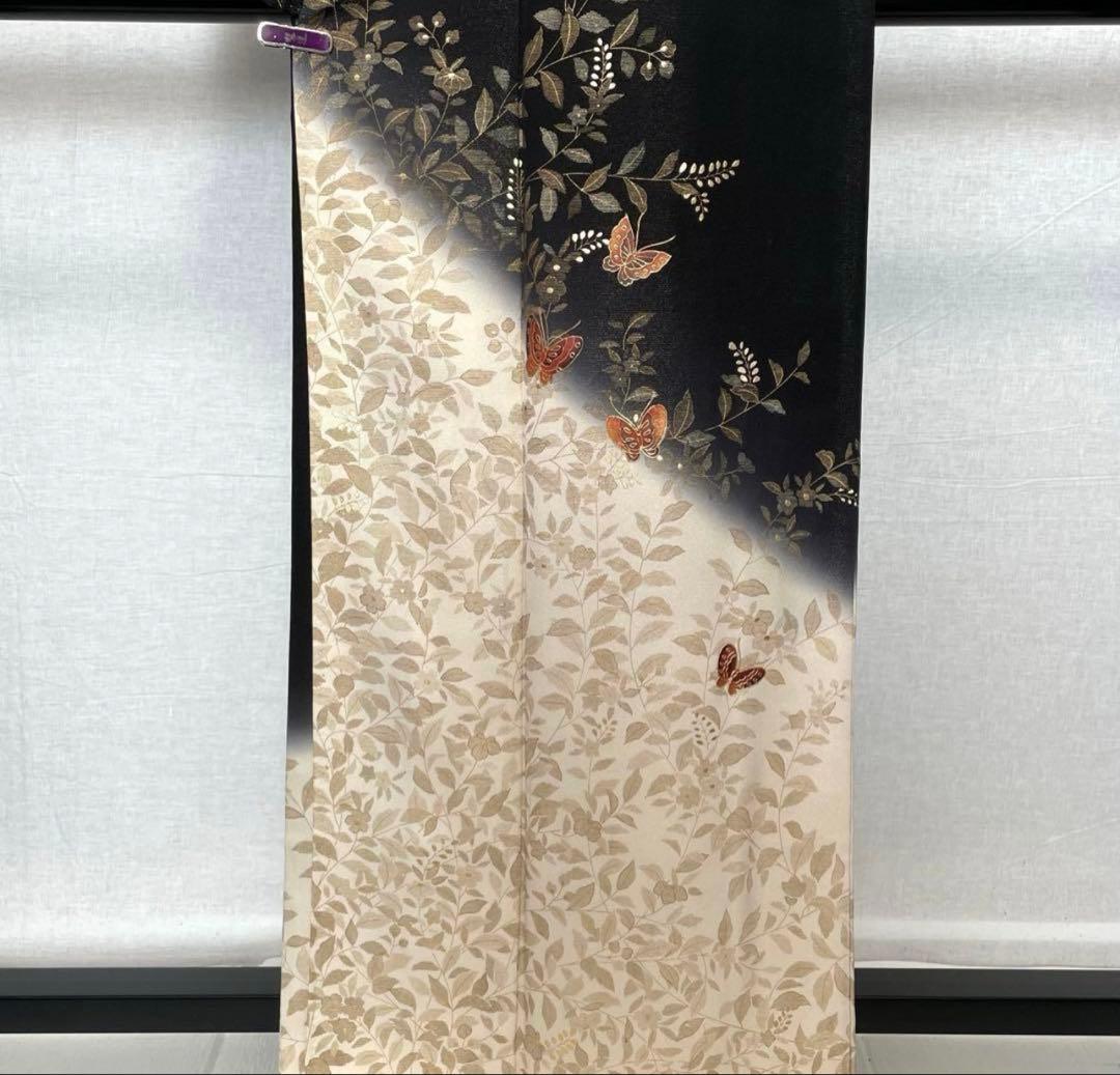 訪問着　黒　蝶々　金彩　正絹　着物　袷　美品