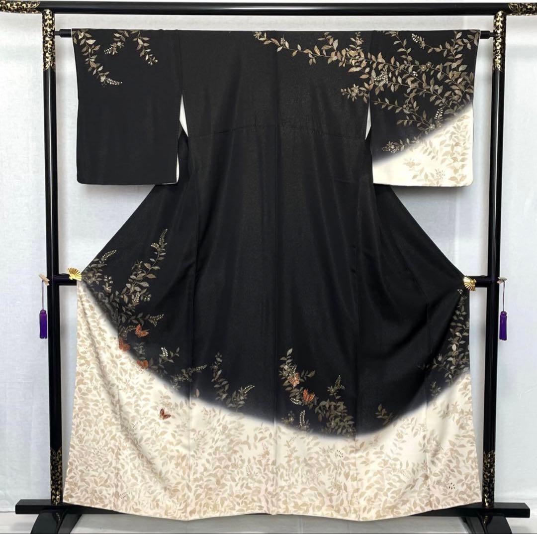 訪問着　黒　蝶々　金彩　正絹　着物　袷　美品