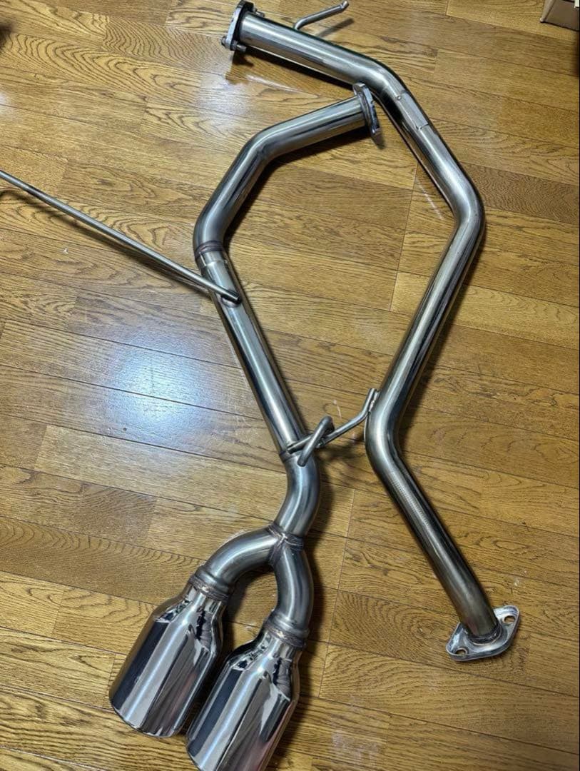 ロッソモデロ　５０プリウス