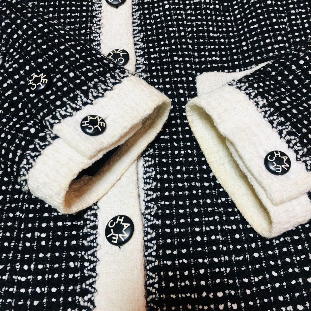 CHANEL ツイード ジャケット96C ヴィンテージ　ロゴボタン
