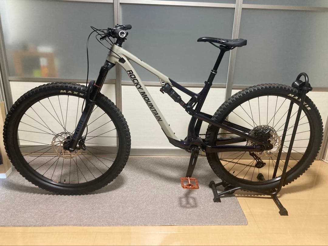 【引取り限定】ロッキーマウンテン　インスティンクト　アロイ30　M