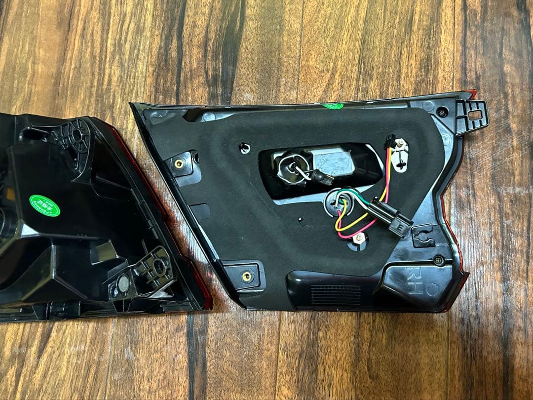 かつ　ホンダアコードCV3 LEDテールランプ ①