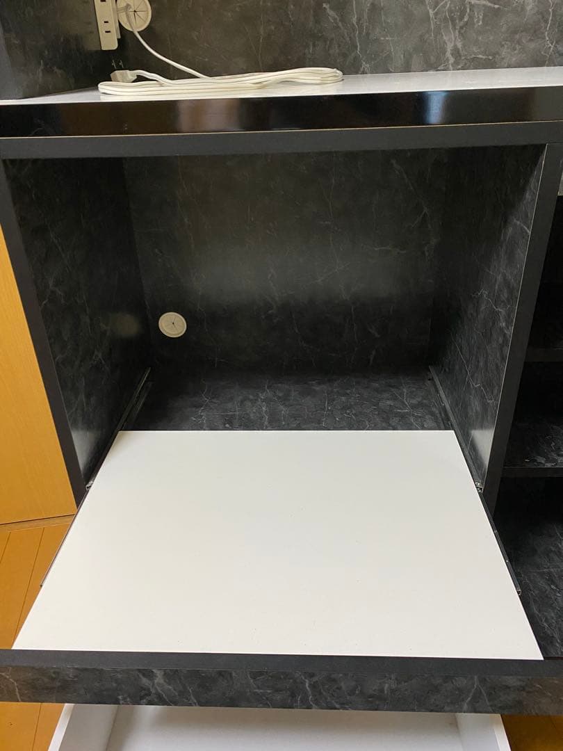 (※直接引取り希望)ユアーズ　大理石調レンジボード