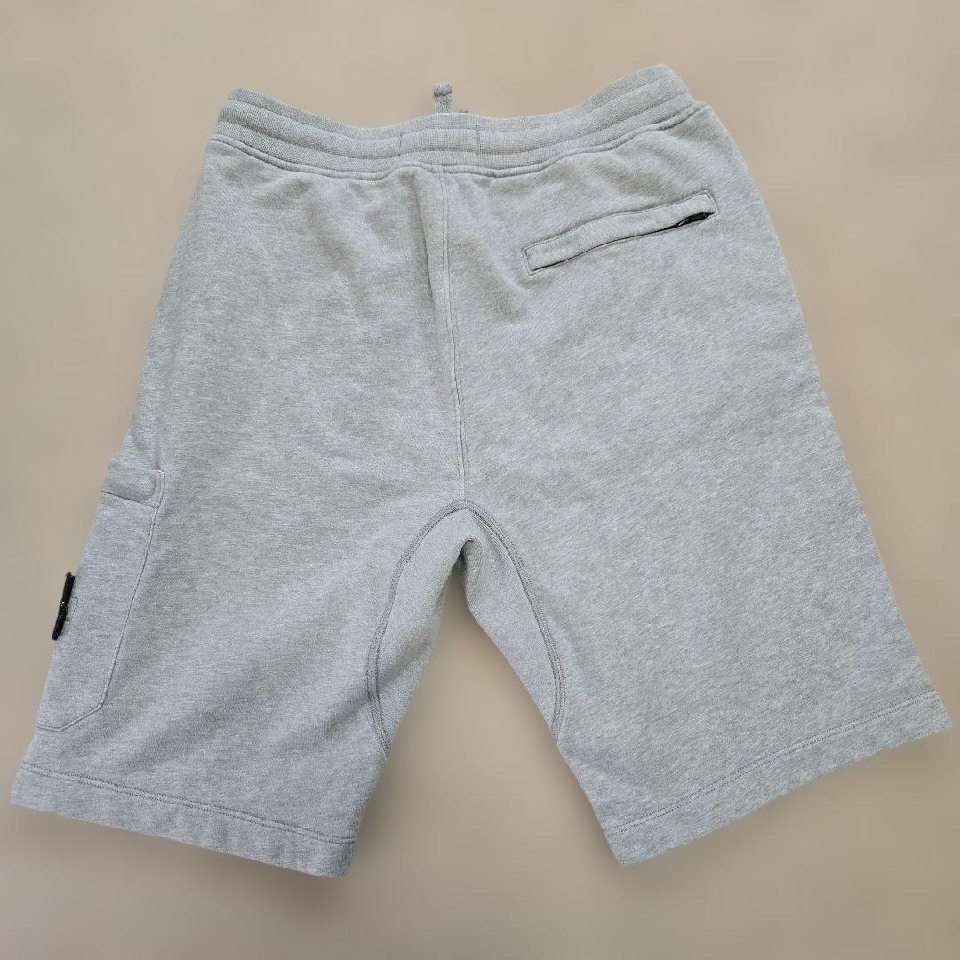 美品【STONE /ストーンアイランド】 ショートパンツ